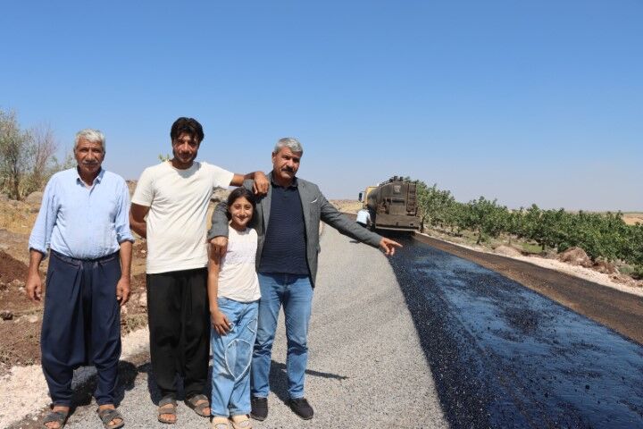 Şanlıurfa’da 5 Mahalleyi Birbirine Bağlayan Yolda Çalışma Başladı (2)