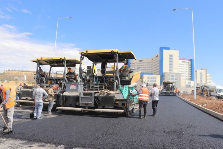 Şanlıurfa’da Şehir Hastanesi Yolunda Çalışmalar Son Aşamaya Geldi (2)
