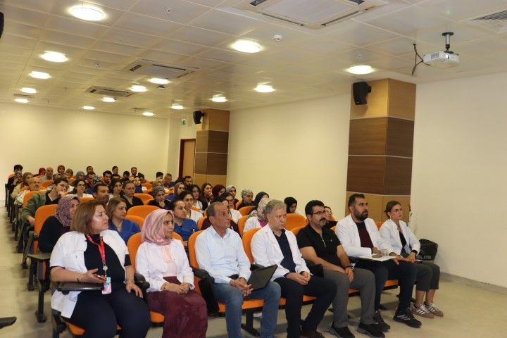 Harran Üniversitesi Hastanesi Personeline AFAD’dan Afet Eğitimi