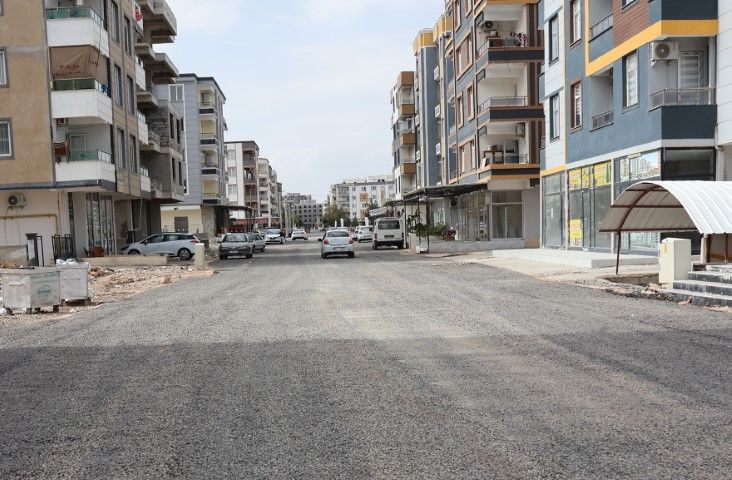 Şanlıurfa Haliliye’de Kırsal Yollar İçin Asfalt Mesaisi Devam Ediyor (2)