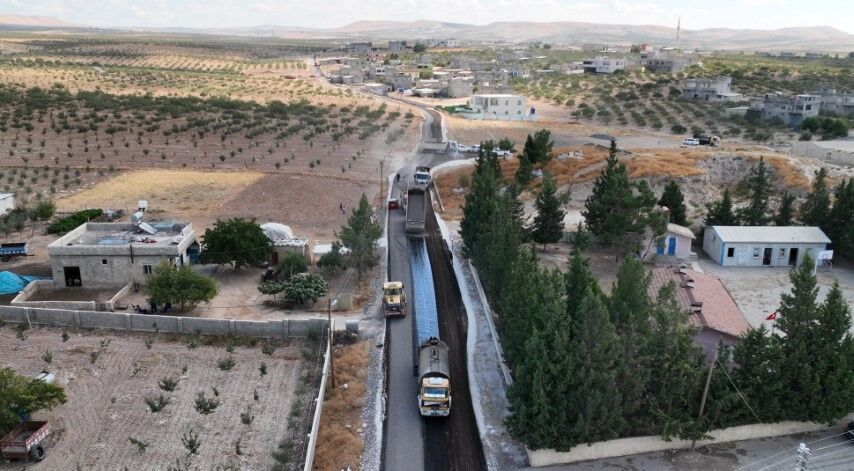Şanlıurfa’da 21 Mahalleye Ulaşım Sağlayan 40 Kilometrelik Yol Yenilendi (3)