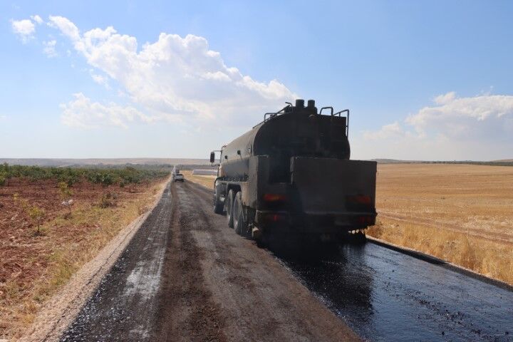 Şanlıurfa’da Kırsal Mahallelerin Yoluna 2,2 Kilometrelik Asfalt (2)